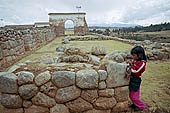 Chinchero, Incan walls